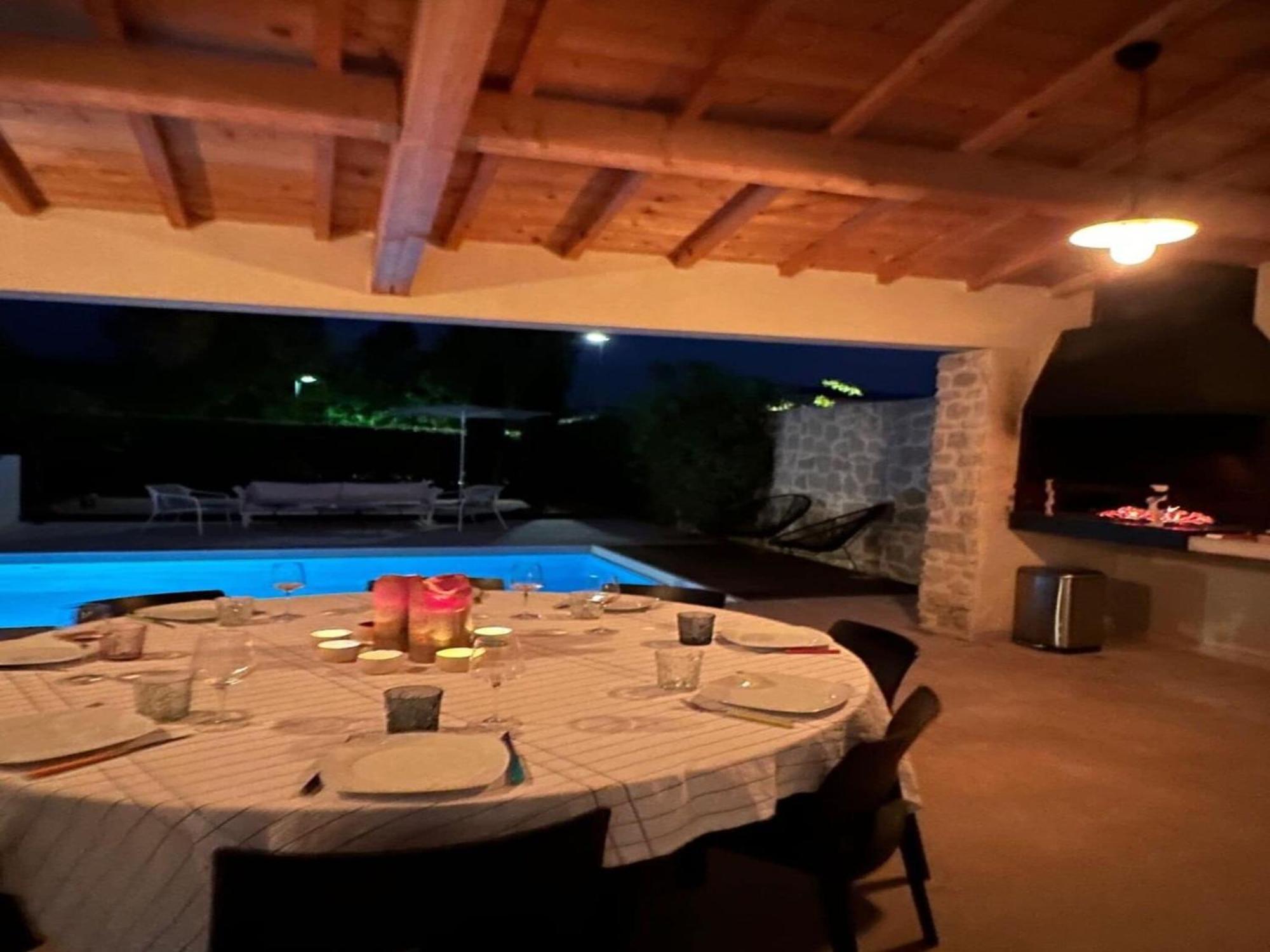Modern Villa With Private Pool In Malauc N Malaucène Εξωτερικό φωτογραφία